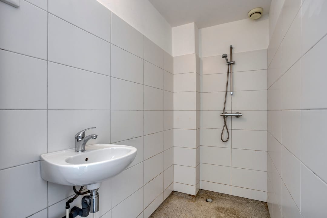 Corner Home with Driveway and Spacious Garden in Quiet Limmen Neighborhood — 17