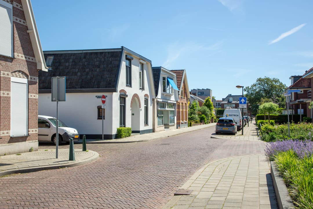 Photo 41 of Beukenhorstweg 21