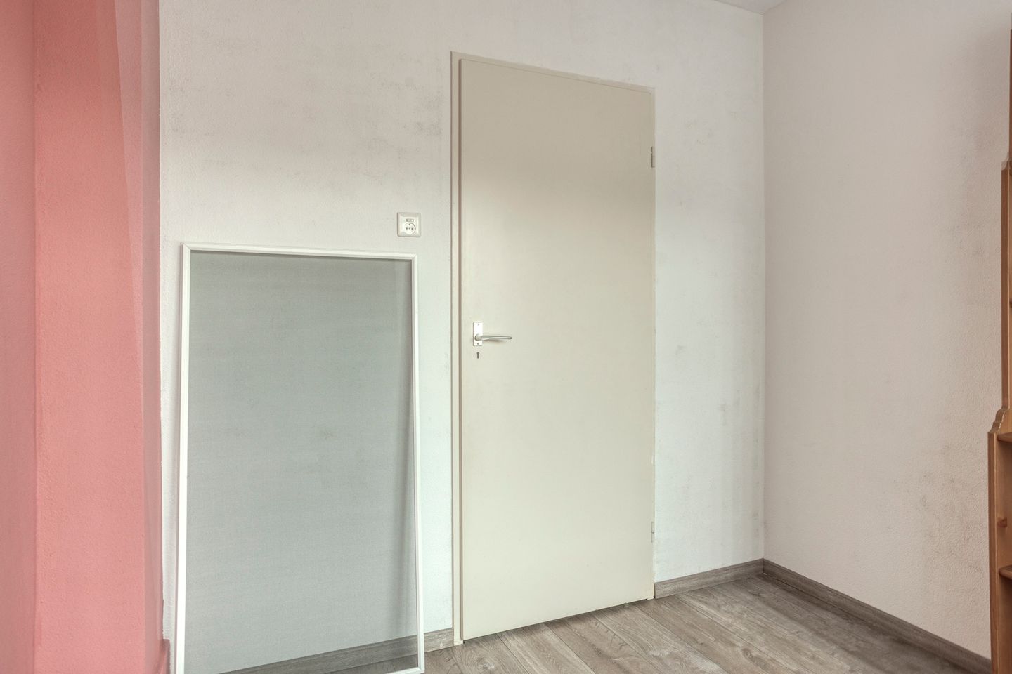 Spacious 3 Bedroom Terraced Home in Green Quiet Neighborhood — 19