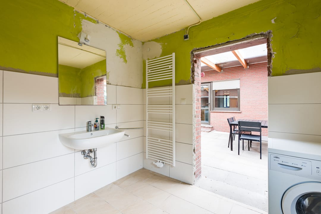 Spacious Detached Home with Double Living Potential in Quiet Geeste — 28
