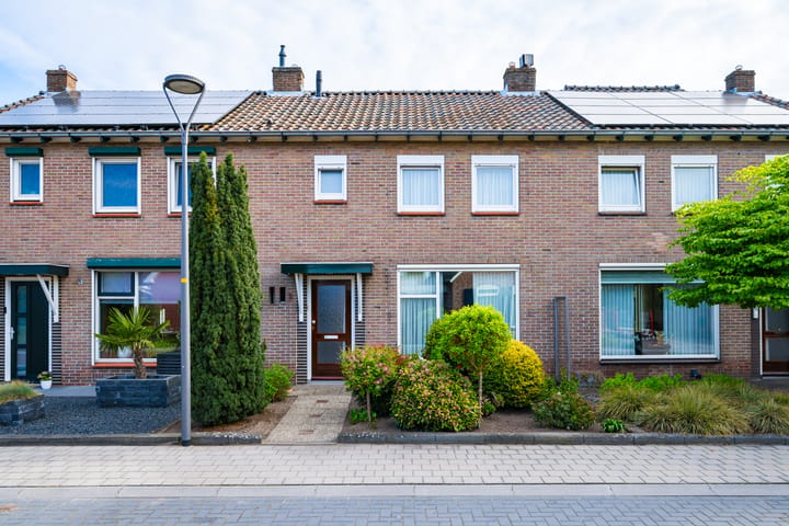Photo 5 of Hyacinthstraat 9