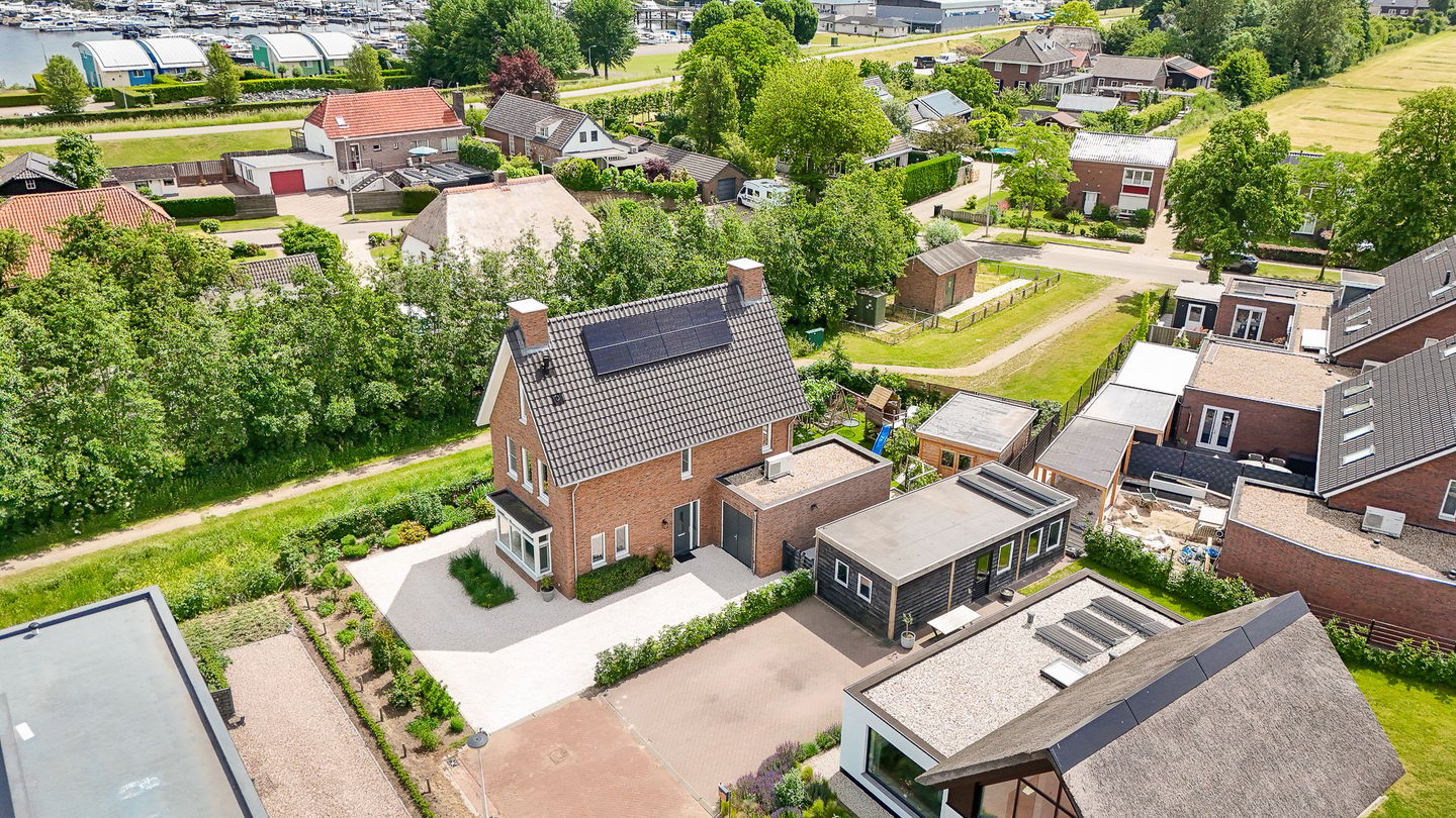 Modern Detached Family Home with South-Facing Garden Near De Gouden Ham — 49