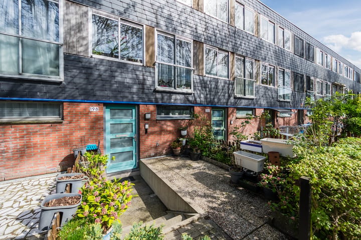 Tussenwoning te koop: Beverstraat 198, Rotterdam