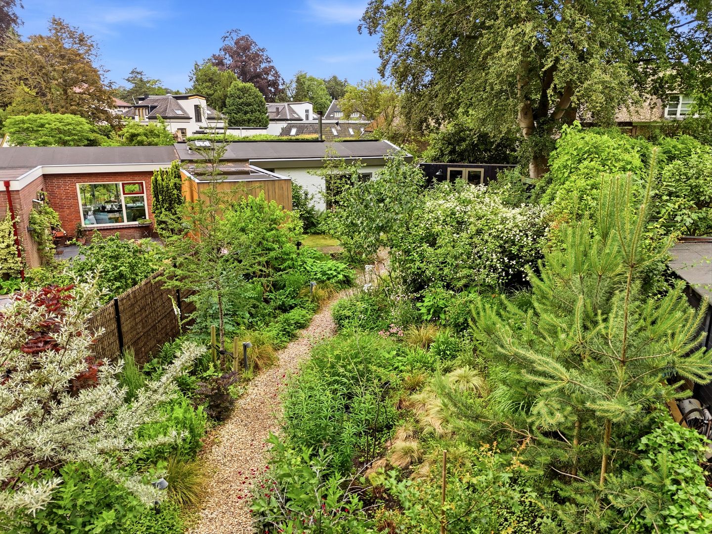Fully Renovated Bungalow with South-Facing Garden and Basement in Quiet Eefde — 59