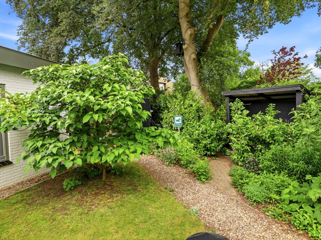 Fully Renovated Bungalow with South-Facing Garden and Basement in Quiet Eefde — 53