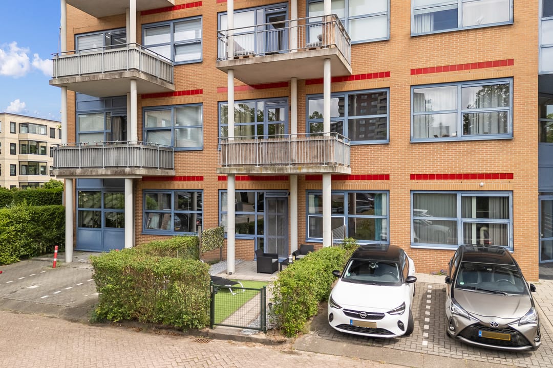 Ground Floor Apartment with Private Garden in Nieuwegein — 31