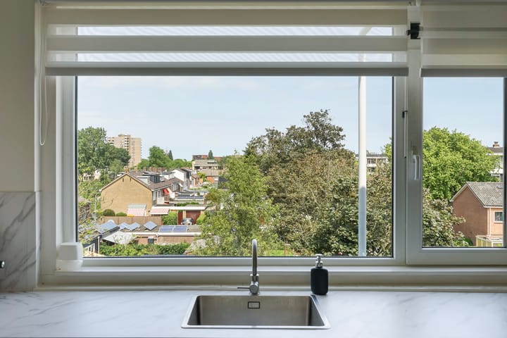 Appartement te koop: Dr. J. W. Paltelaan 108, Zoetermeer
