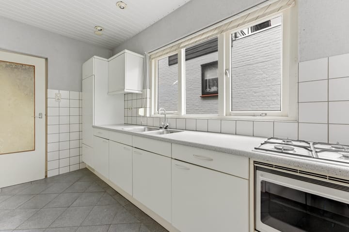 Vrijstaande woning te koop: Kortestraat 12, 'S-Gravendeel