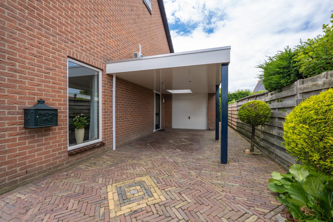 Spacious Half-Detached Home in Desirable Maurik — 8