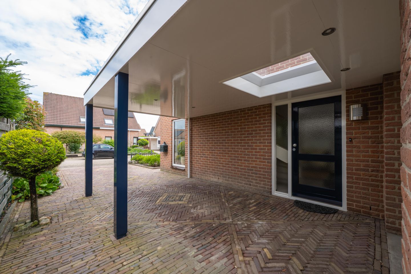 Spacious Half-Detached Home in Desirable Maurik — 10