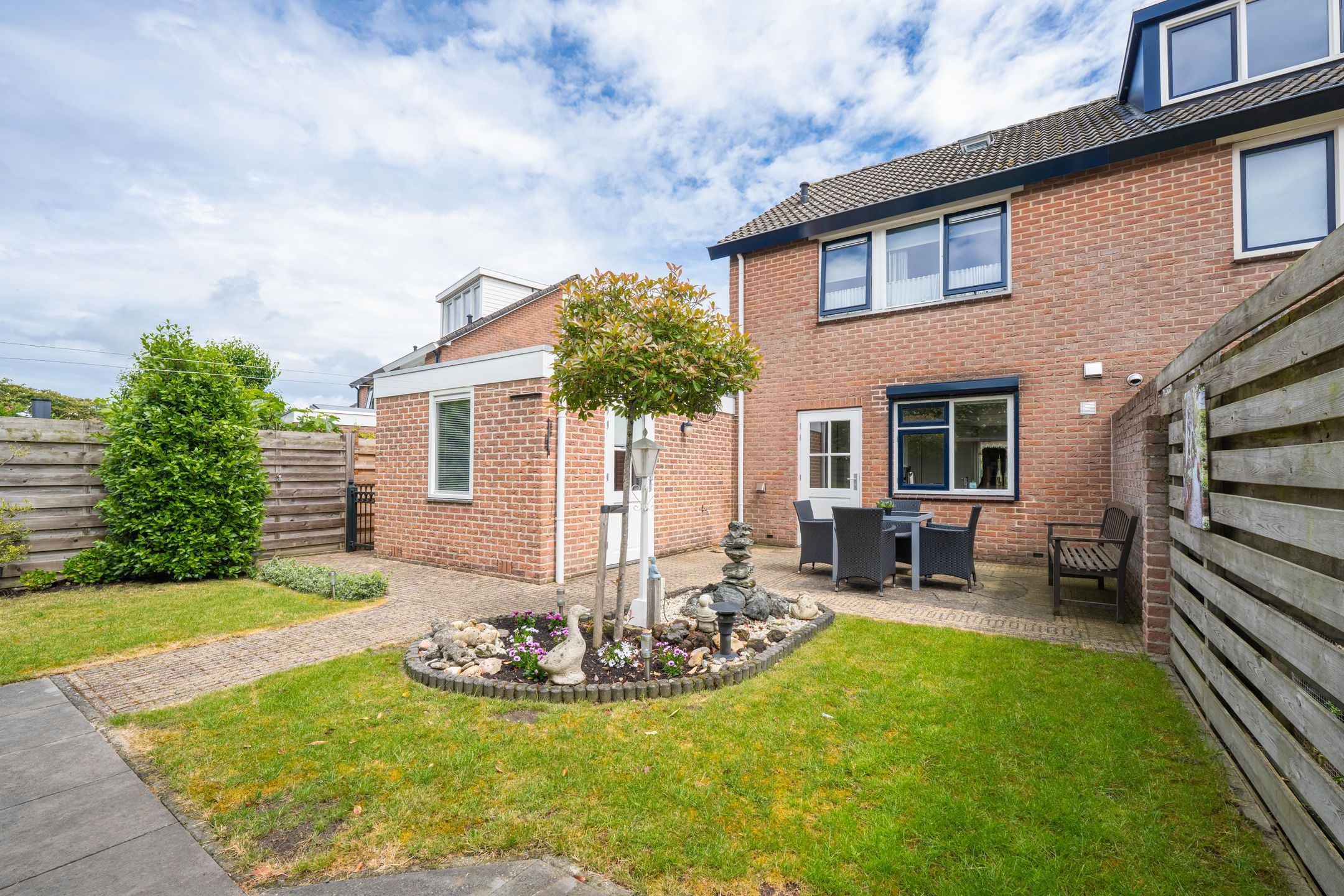 Spacious Half-Detached Home in Desirable Maurik — 33