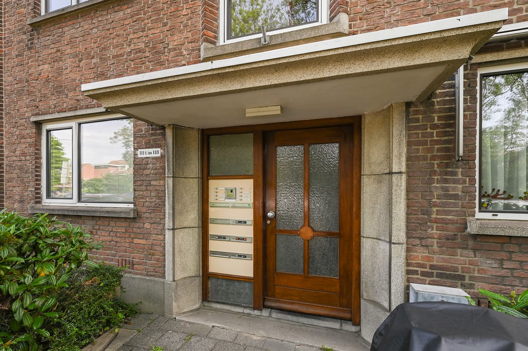 Photo 2 of Aart van der Leeuwkade 112