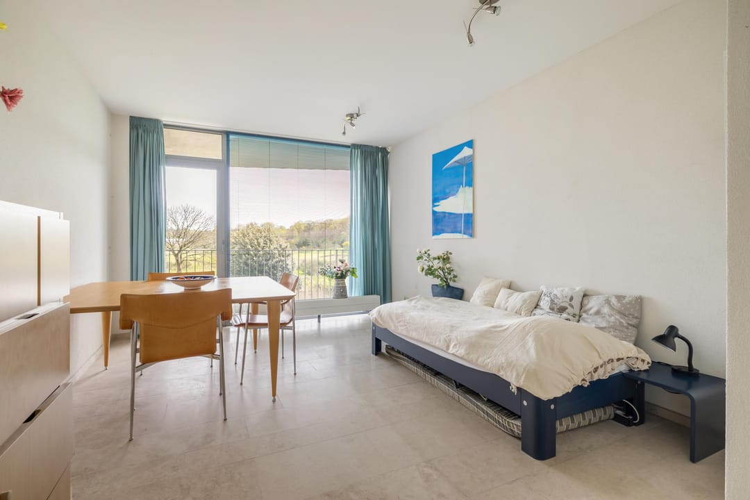 Spacious Maisonnette with Panoramic Golf Course Views in Teteringen — 38