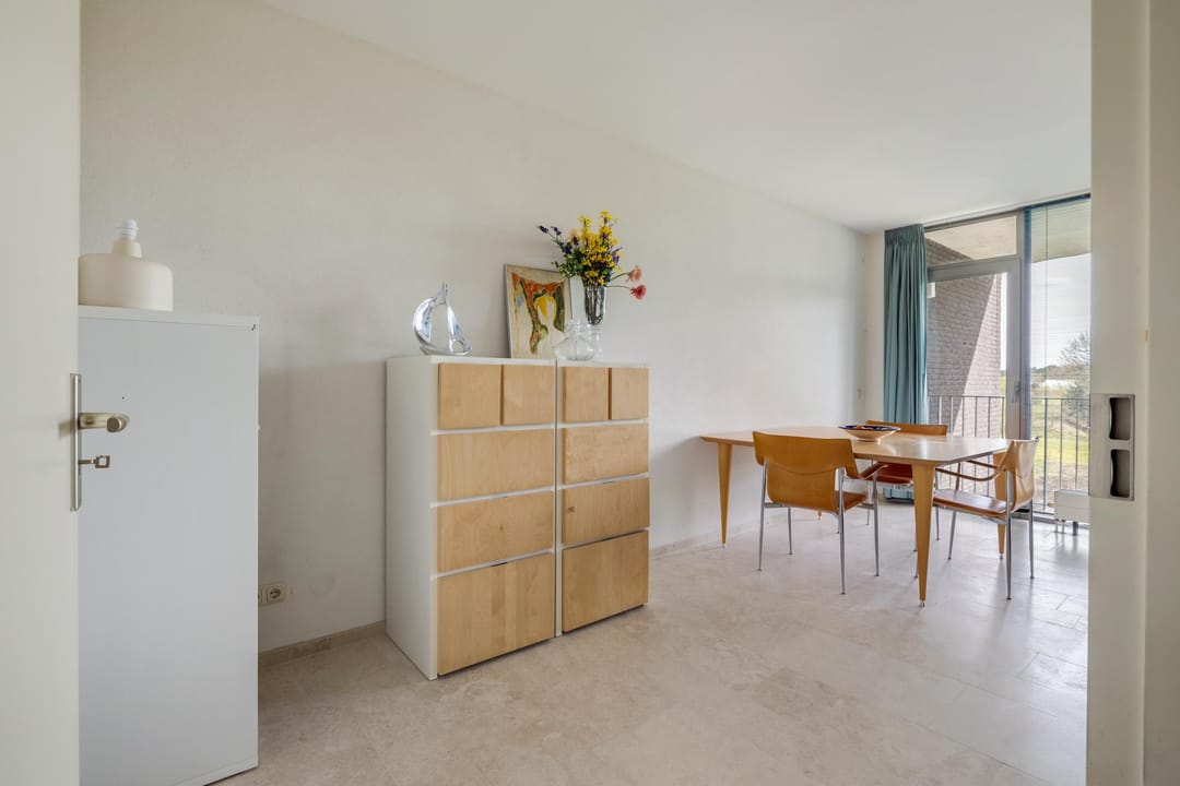 Spacious Maisonnette with Panoramic Golf Course Views in Teteringen — 37