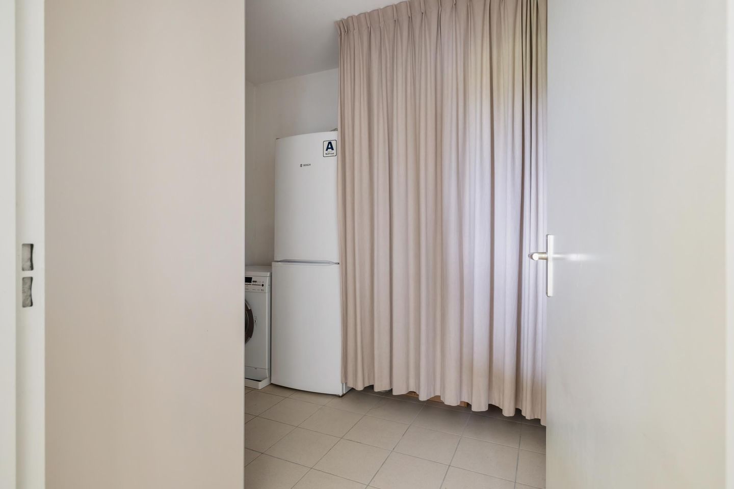 Spacious Maisonnette with Panoramic Golf Course Views in Teteringen — 34