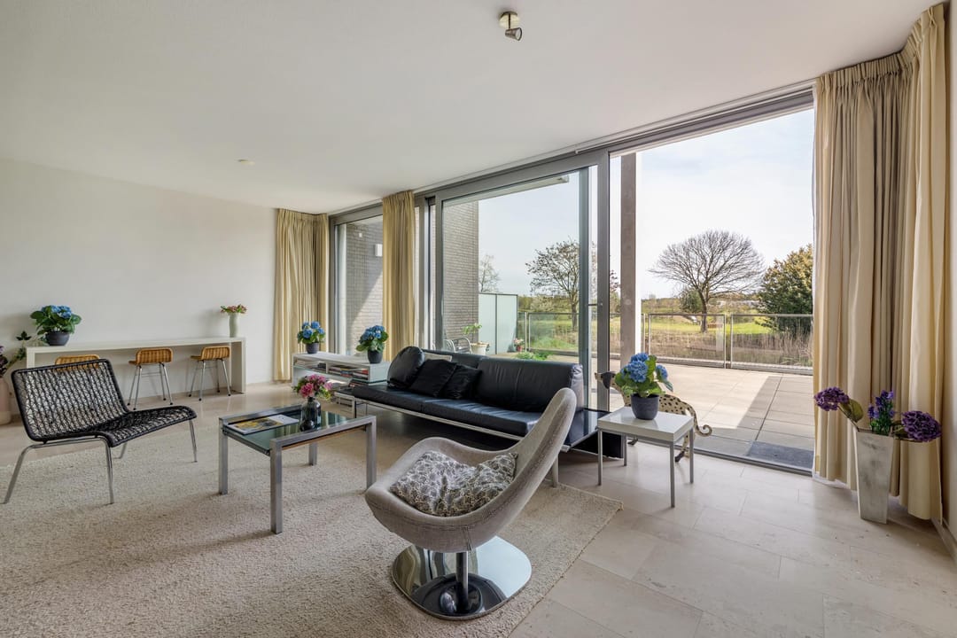 Spacious Maisonnette with Panoramic Golf Course Views in Teteringen — 52