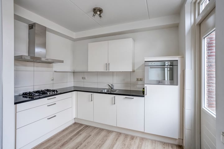 Photo 4 of Gen. Dempseystraat 22