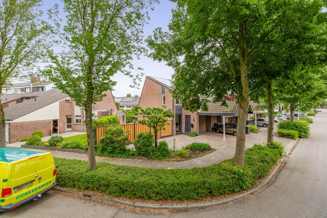 Photo 52 of Lindenlaan 1