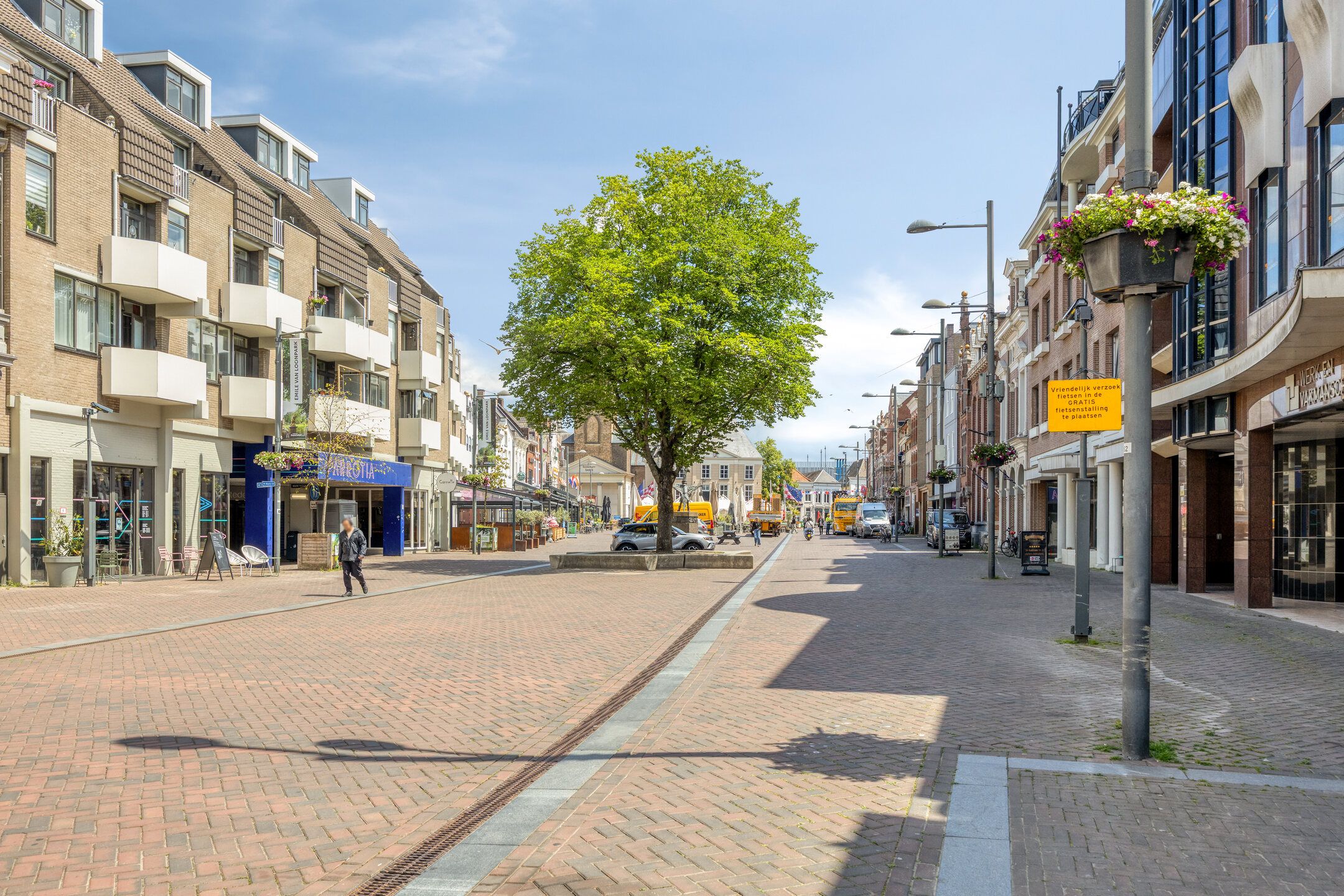 Sustainable and Move-In Ready Ground Floor Apartment with Garden in Central Roosendaal — 33