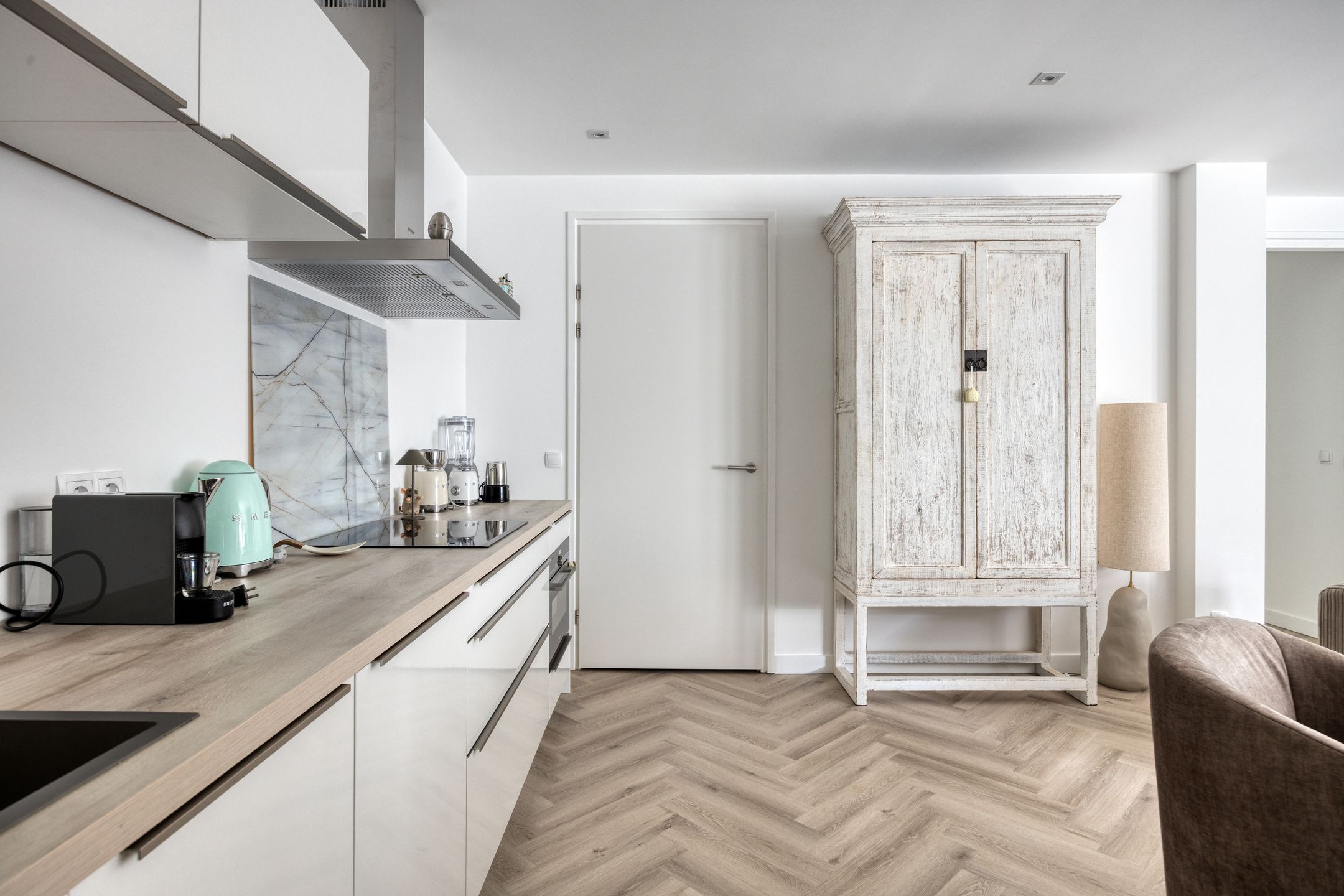 Sustainable and Move-In Ready Ground Floor Apartment with Garden in Central Roosendaal — 15