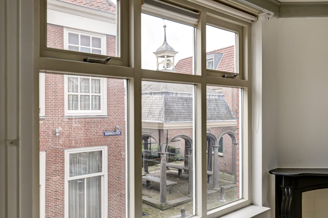 Photo 11 of Dordtsestraat 1-A