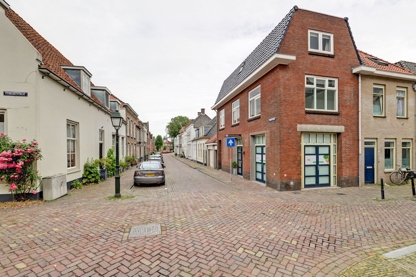 Photo 44 of Dordtsestraat 1-A