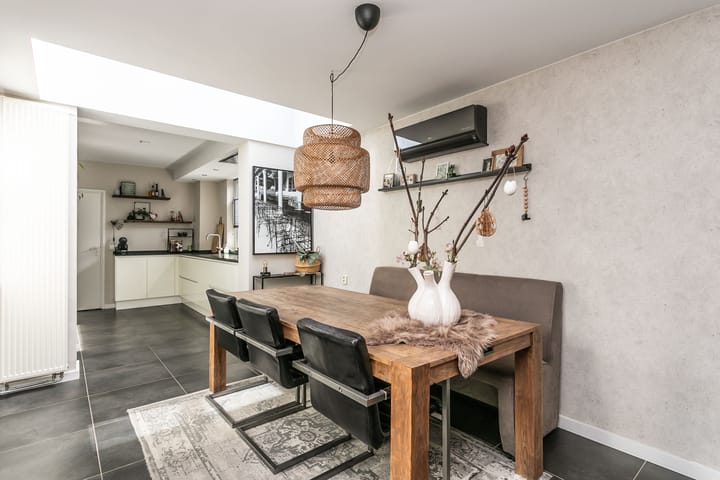 Twee-onder-één-kap te koop: Rooseveltstraat 2, Brunssum