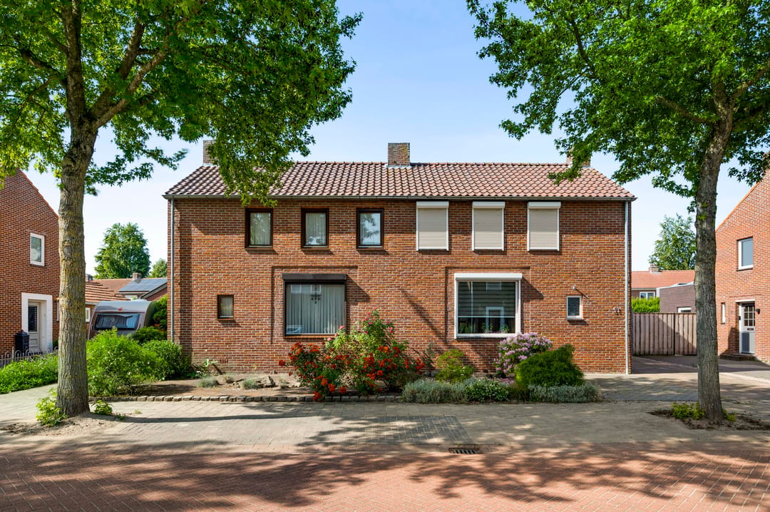 Foto 43 van Deken Creemersstraat 49