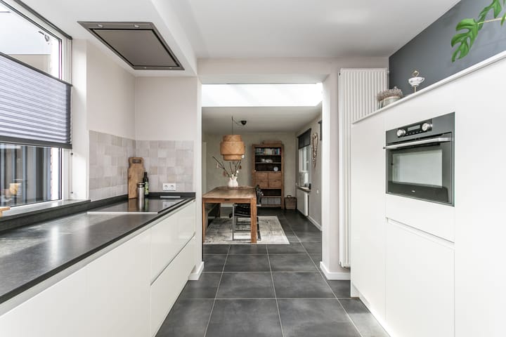 Twee-onder-één-kap te koop: Rooseveltstraat 2, Brunssum