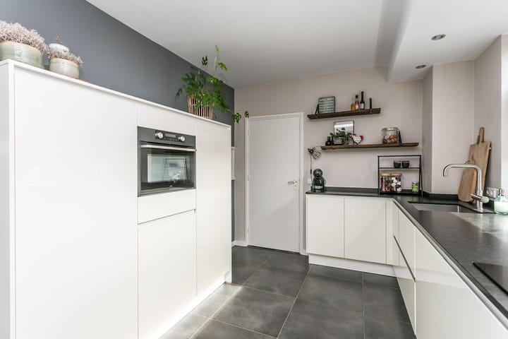 Twee-onder-één-kap te koop: Rooseveltstraat 2, Brunssum