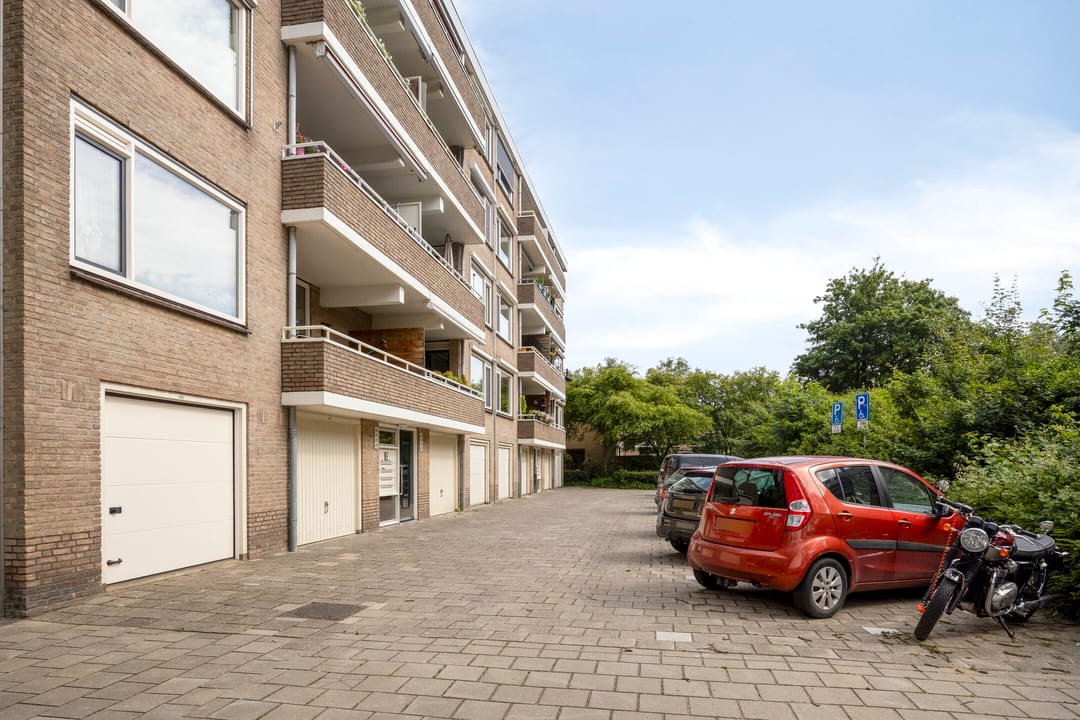 Photo 8 of J.J. van Deinselaan 422