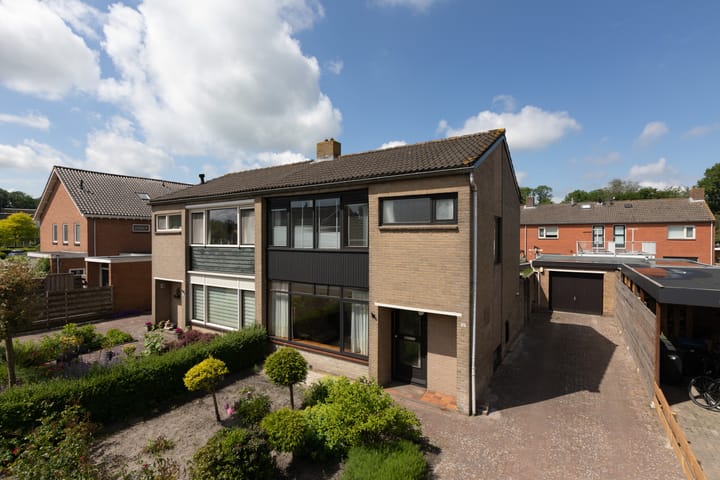 Photo 2 of Godscalcusstraat 17