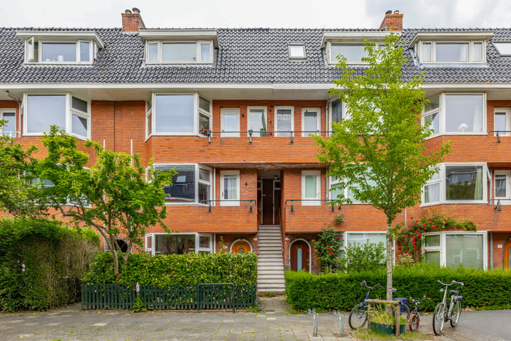 Photo 4 of Van Starkenborghstraat 70