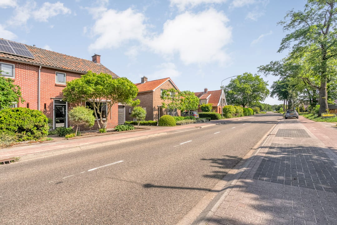Photo 2 of Dorpsstraat 92
