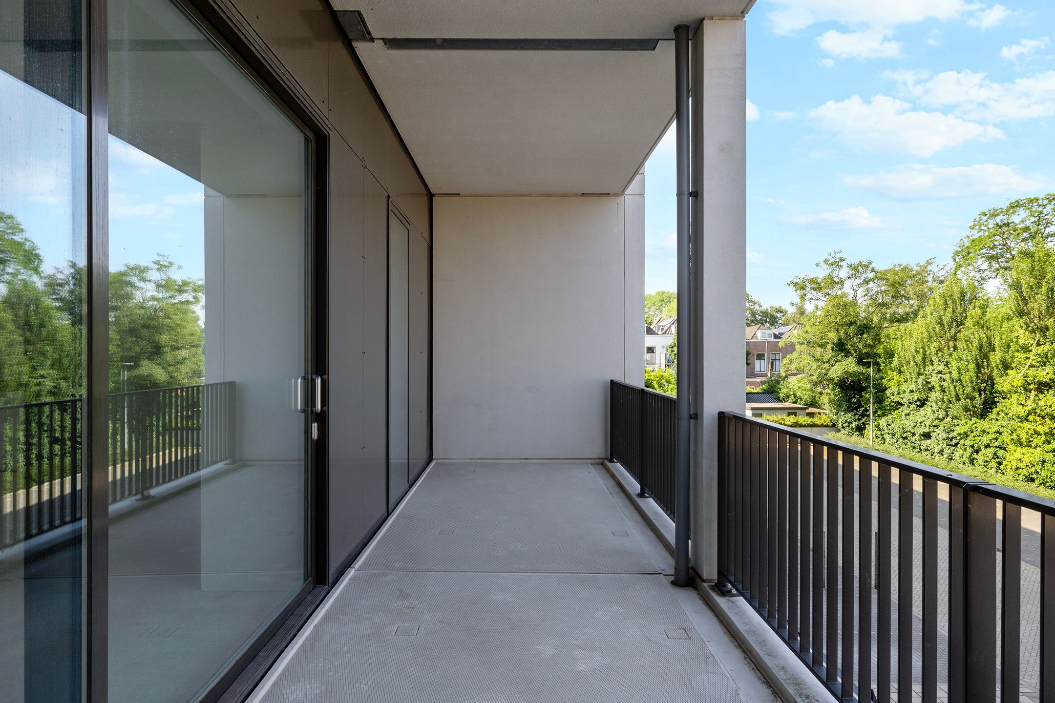 Photo 36 of Van Godewijckstraat 15-E