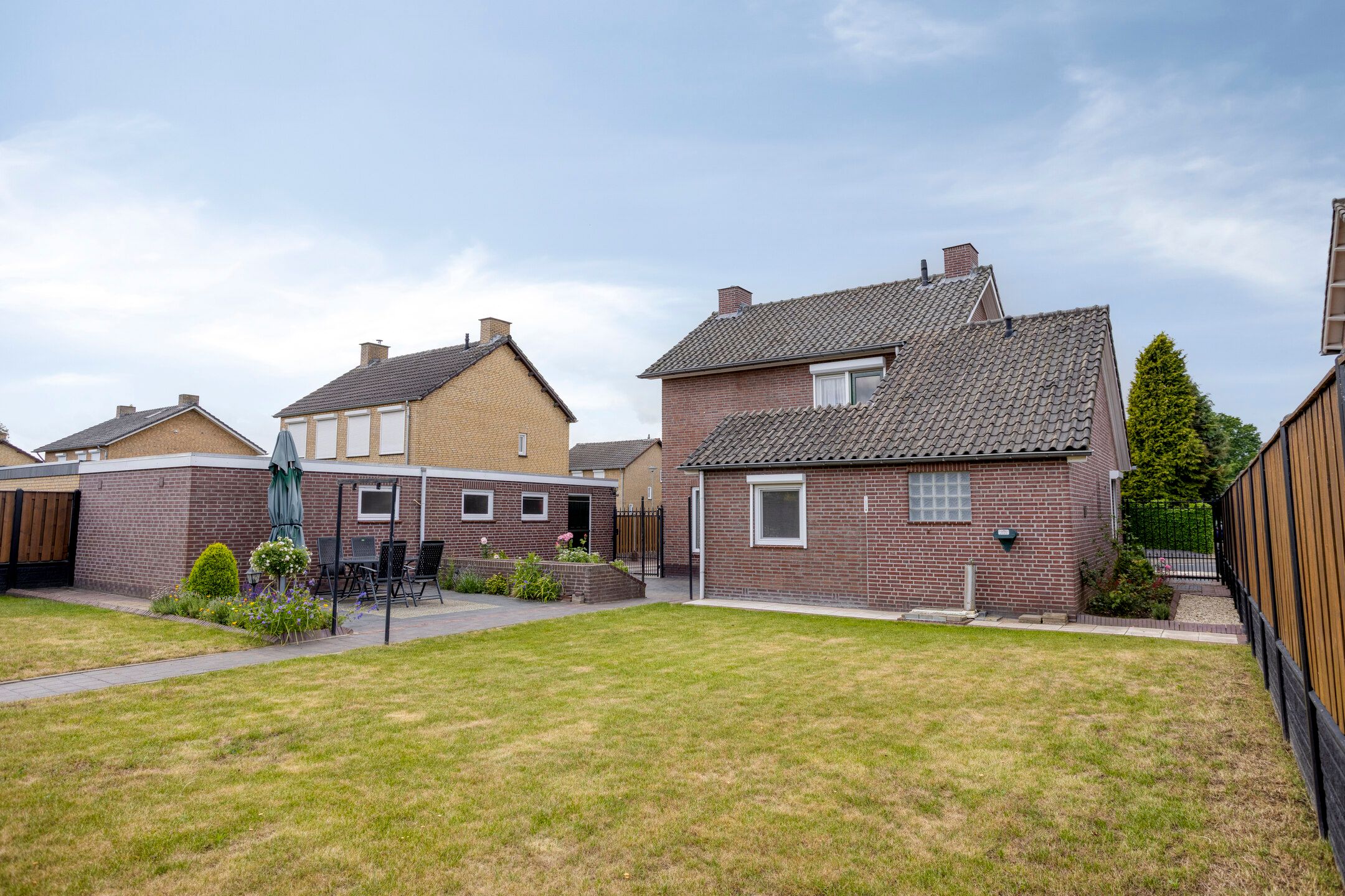 Foto 48 van Pater Dr. Neijensstraat 22