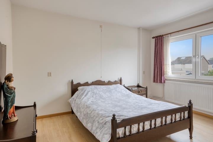 Foto 4 van Pater Dr. Neijensstraat 22