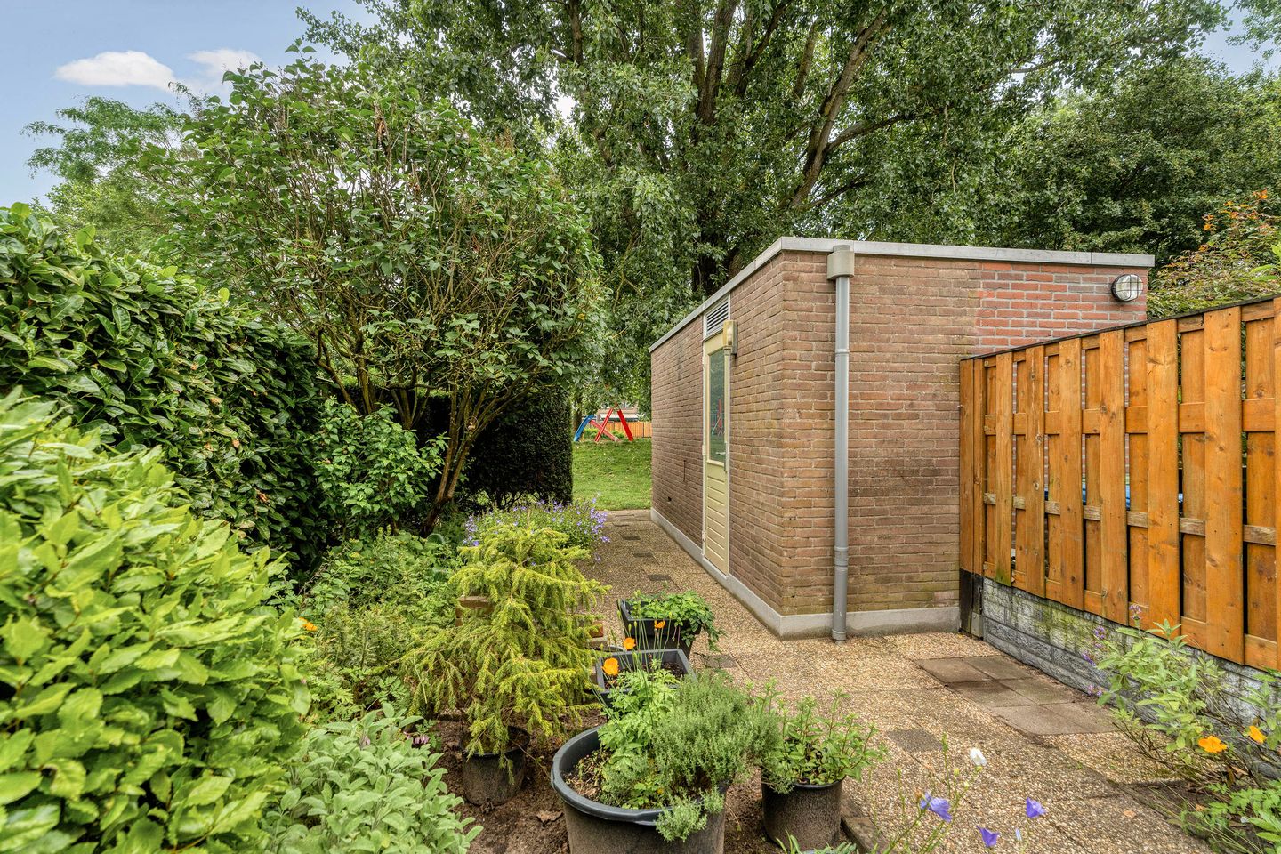 Photo 34 of Oudenboschstraat 69