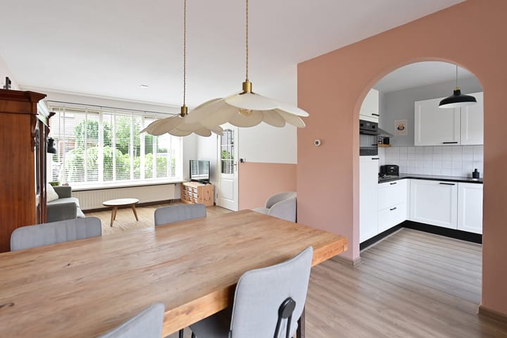 Photo 5 of Witte de Withstraat 32