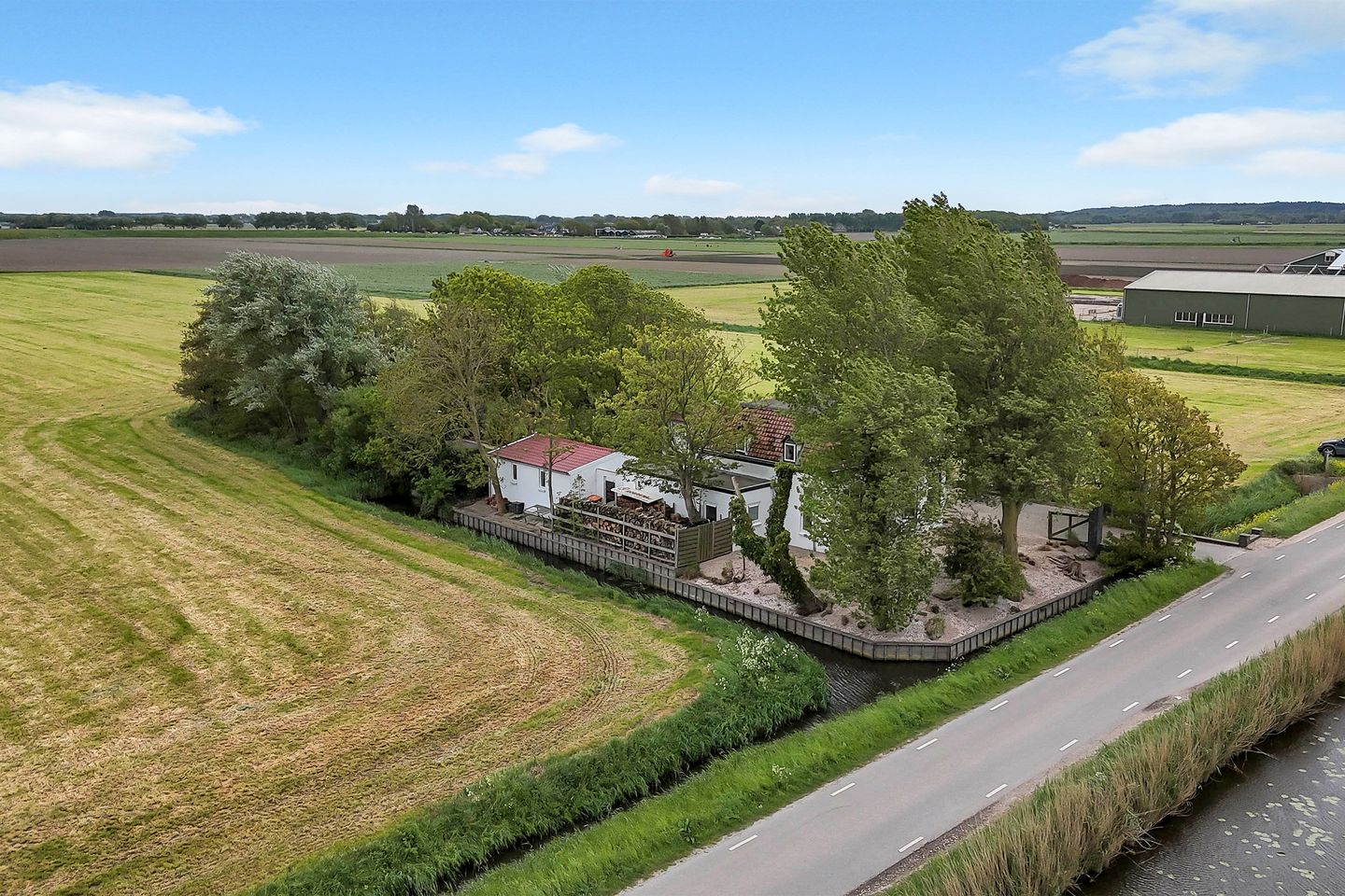 Character Detached Home with Guest Accommodation and Large Private Plot Near Schagen — 74