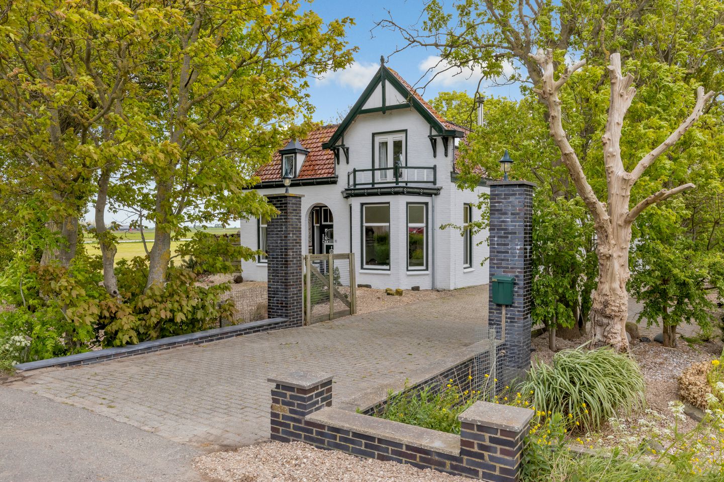 Character Detached Home with Guest Accommodation and Large Private Plot Near Schagen — 59
