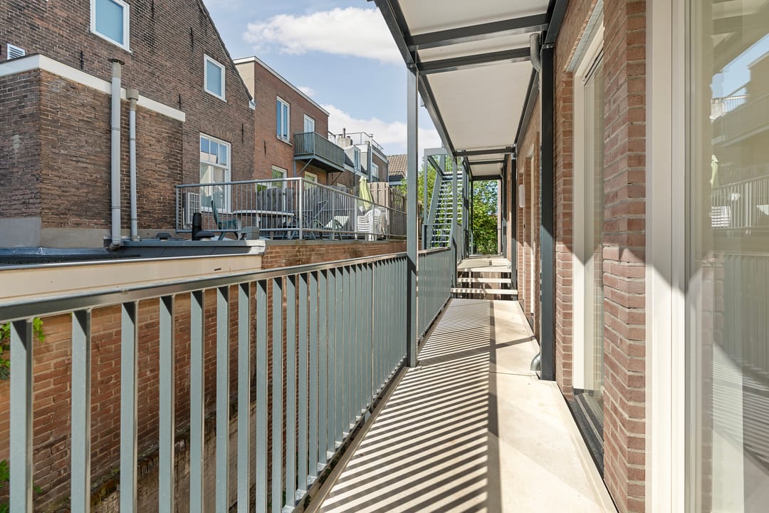 Photo 13 of Tweede Walstraat 43-A