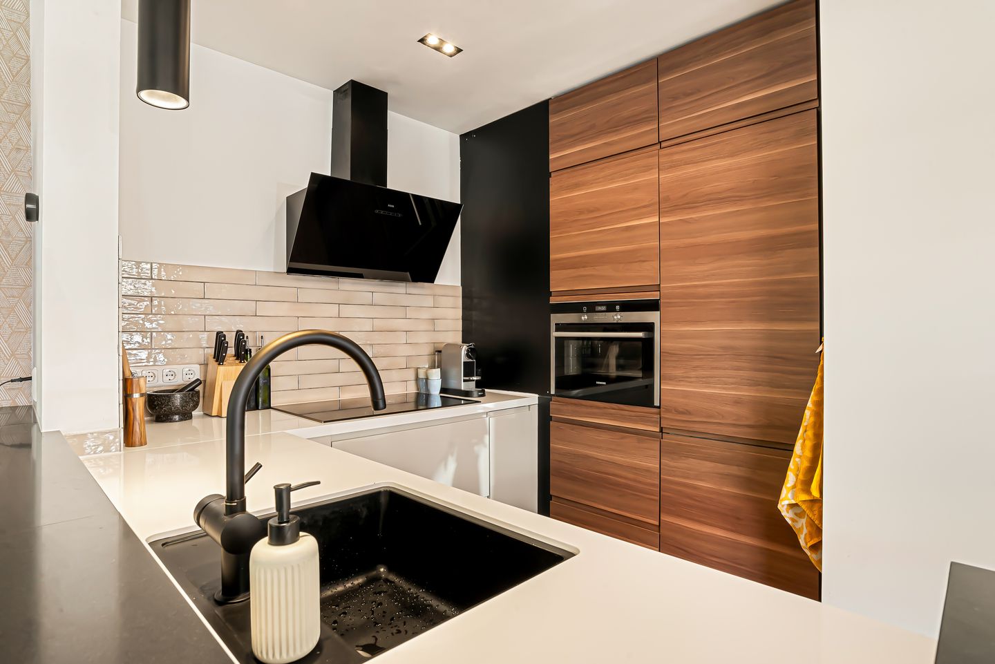 Bright semi detached home with modern finish and south west balcony — 25