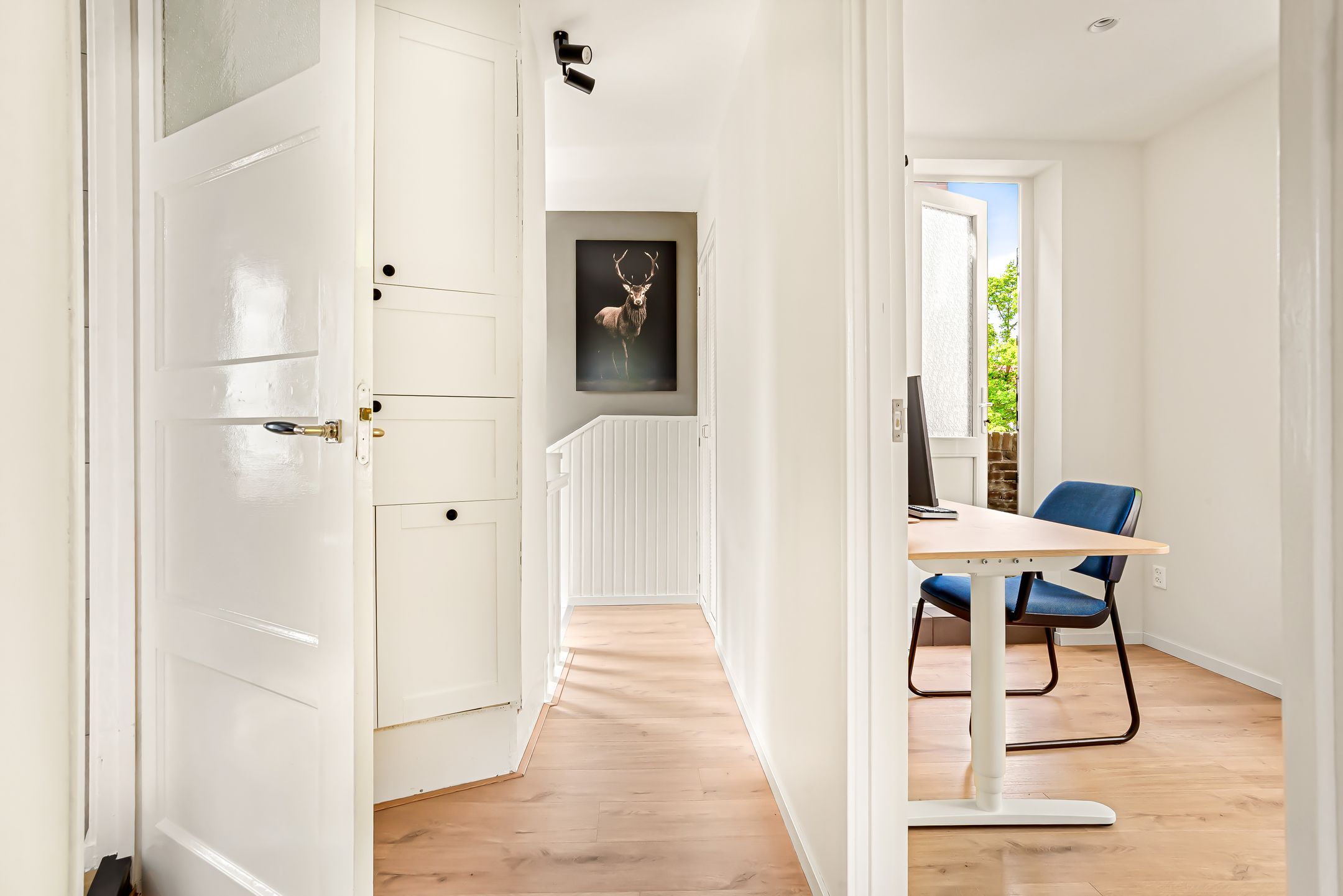 Bright semi detached home with modern finish and south west balcony — 39
