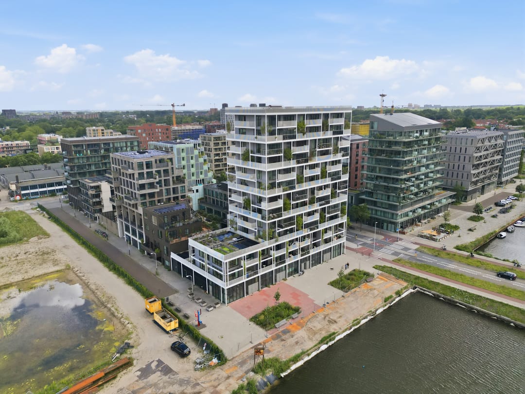 Sustainable XL Apartment with Terrace in Amsterdam-Noord — 47