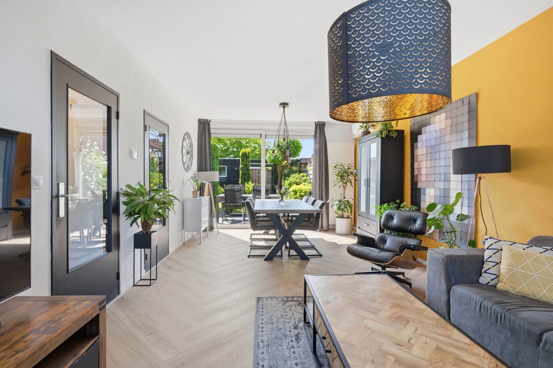 Spacious Family Home with Sunlit Garden and Solar Panels — 7
