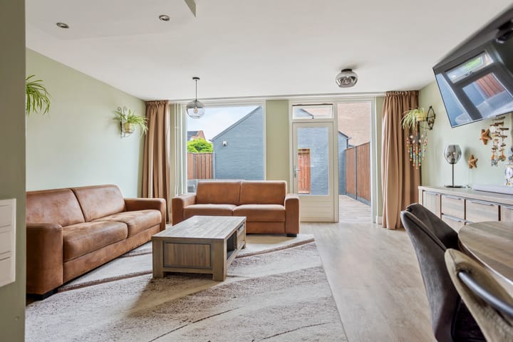 Hoekwoning te koop: Croesinck 9, Benthuizen