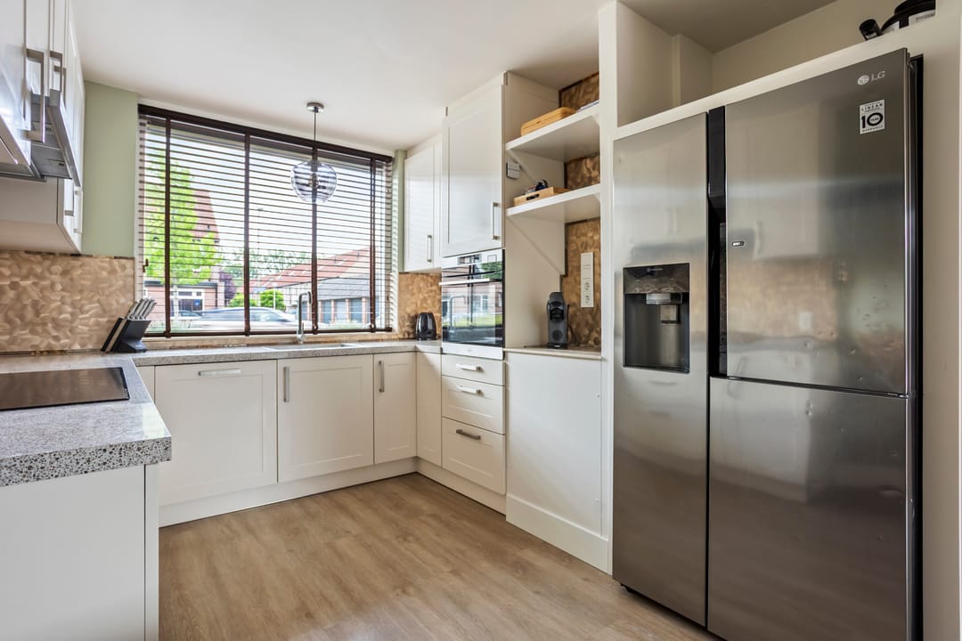 Fully Renovated Corner House with Garden on Three Sides in Benthuizen — 13