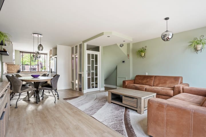 Hoekwoning te koop: Croesinck 9, Benthuizen