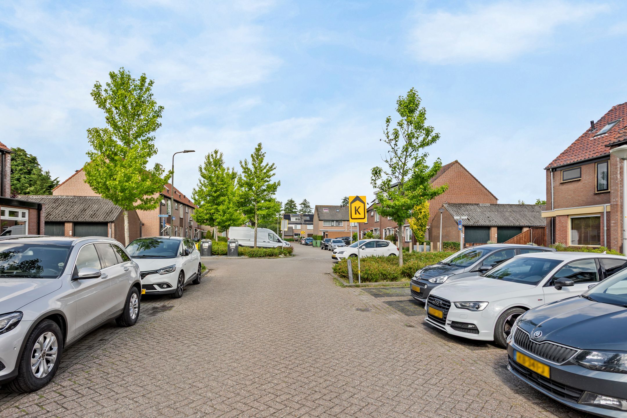 Fully Renovated Corner House with Garden on Three Sides in Benthuizen — 45